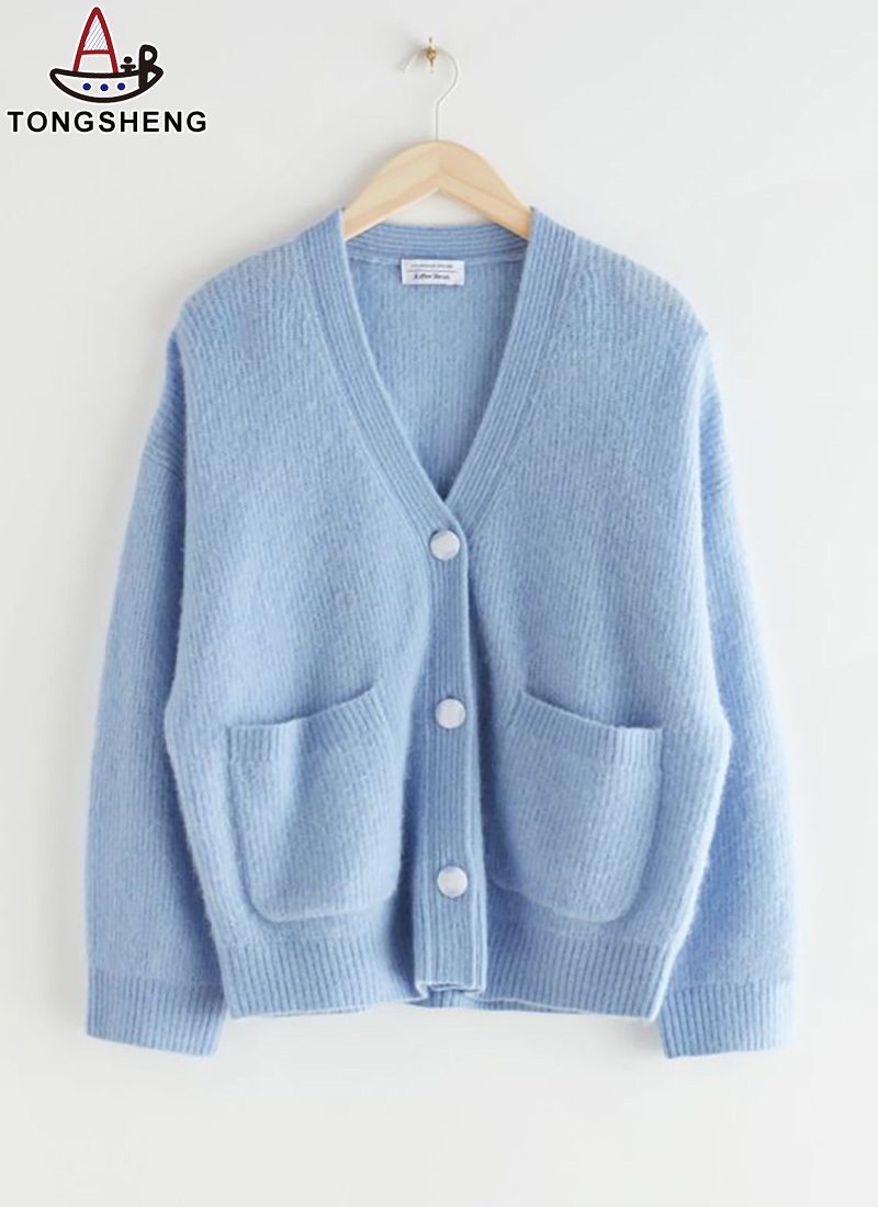 Women's blue cardigan with pockets