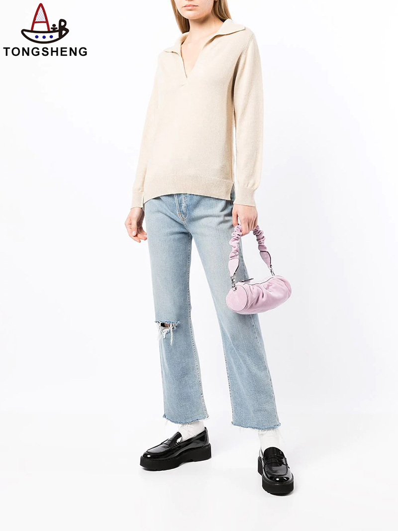 Off-white sweater with poloV neck, stylish and simple with jeans