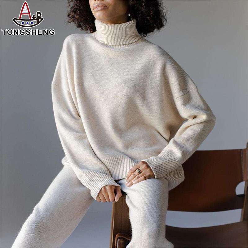 Off-White Turtleneck Cashmere Sweater With Collar Foldable According To Its Own Conditions