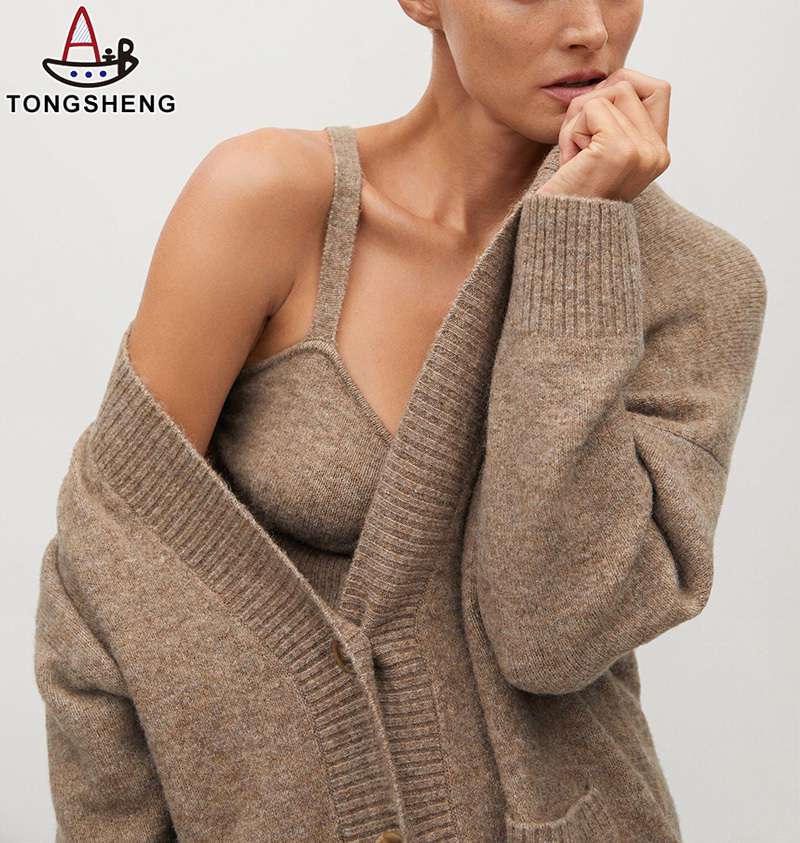 Boyfriend style cashmere cardigan with small suspenders is fashionable and sexy