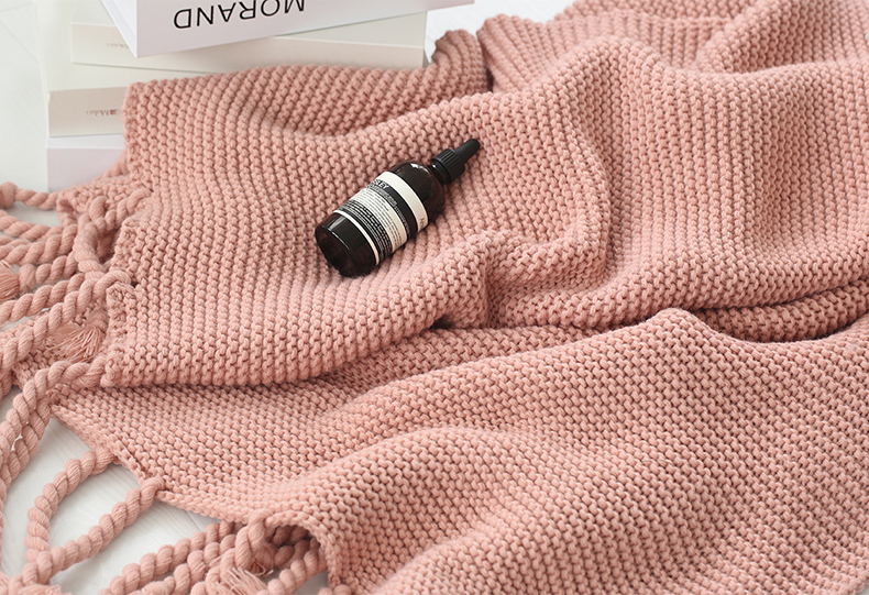 Pink Cotton Tassel Blanket Woven Pattern