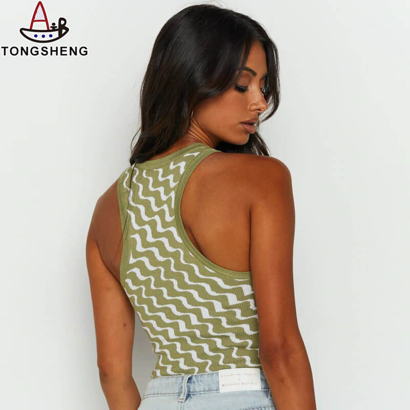 Back view of cropped knitted vest