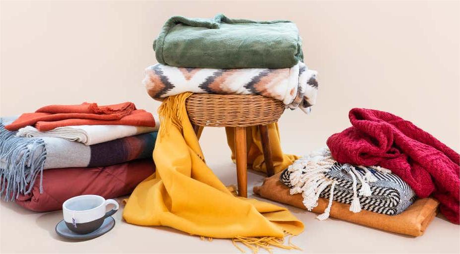 What Is a Blanket? Understanding the Basics and Manufacturing Process